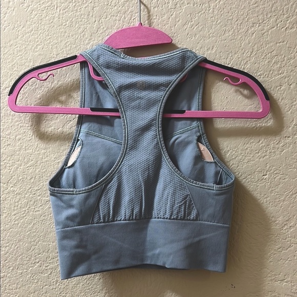 Lululemon Blue Athletic Crop Top - Picture 2 of 2